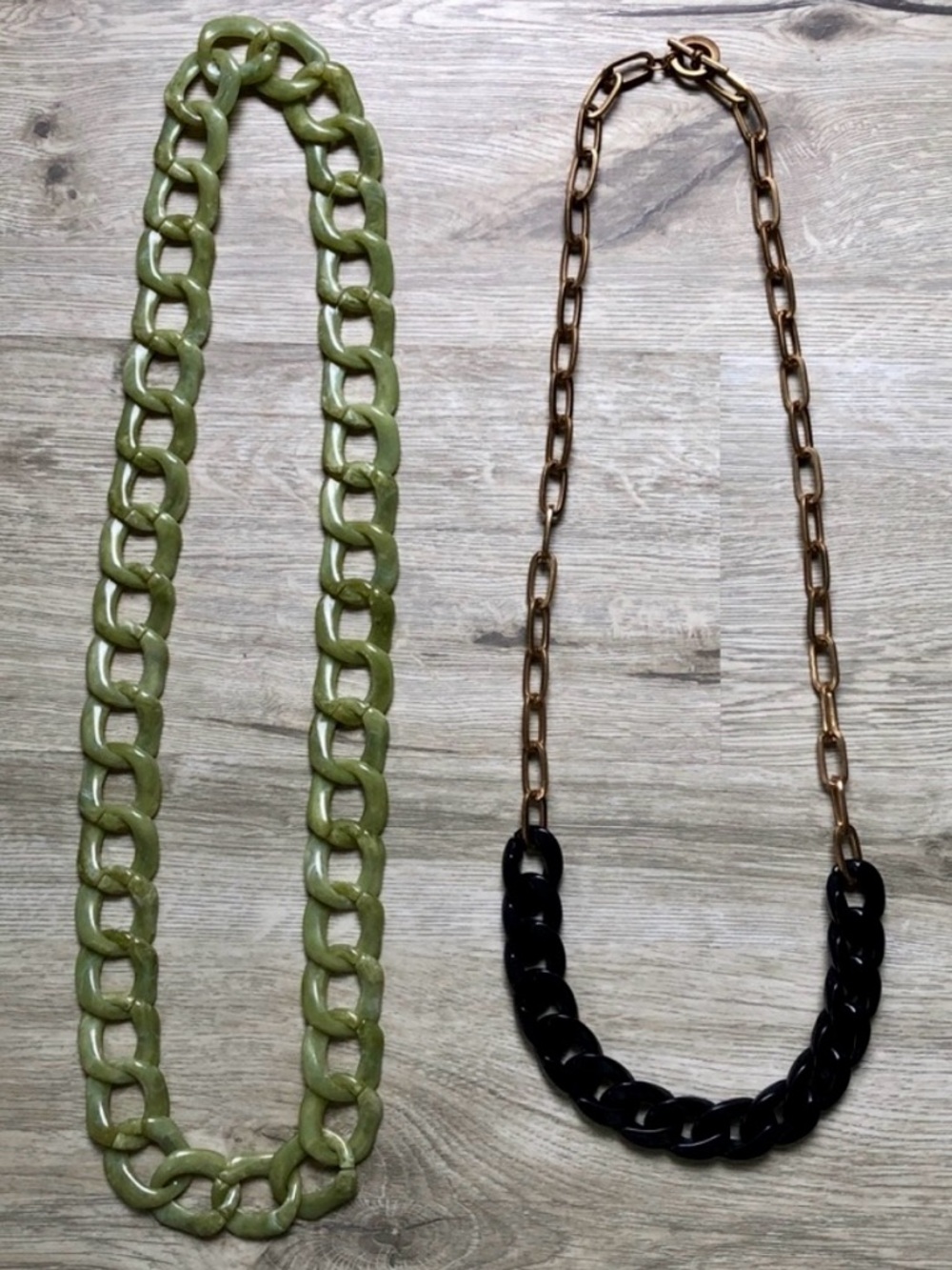 Vintage Long Chunky Chain Necklaces Bakelite?